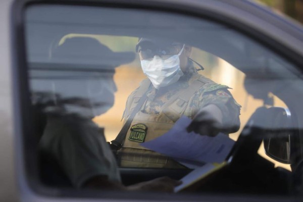 Bukele ordena el uso obligatorio de mascarillas en El Salvador