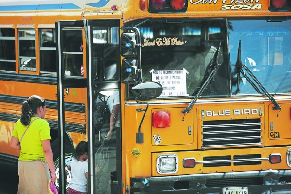 Pagarán subsidios atrasados a Transporte