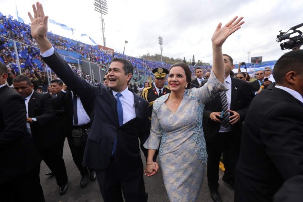 Juan Orlando Hernández promete más esfuerzos contra violencia y corrupción en Honduras