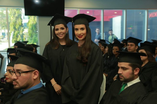Alegría por graduaciones de Unitec y Ceutec