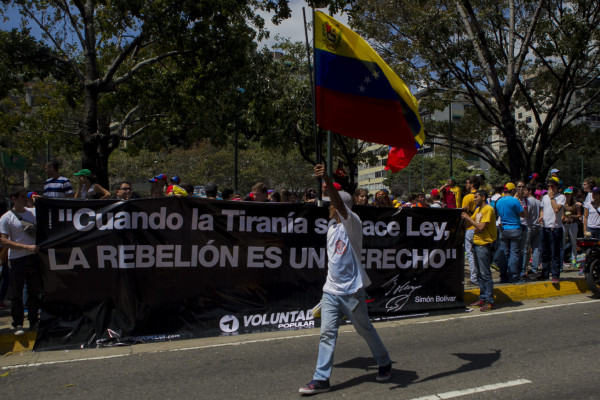 Tercer día de protestas estudiantiles en Venezuela