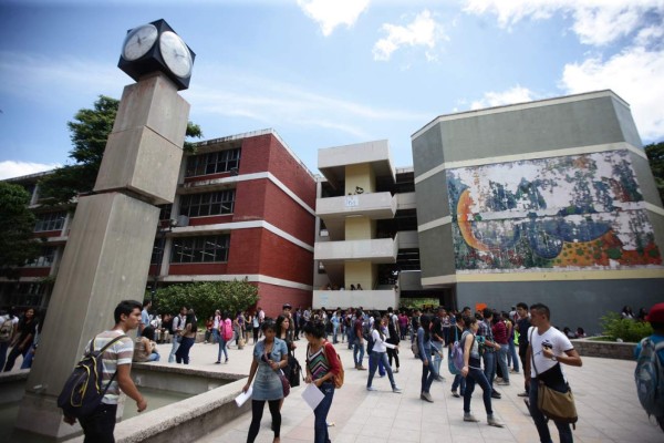 Unah desmiente cambios en proceso de matrícula