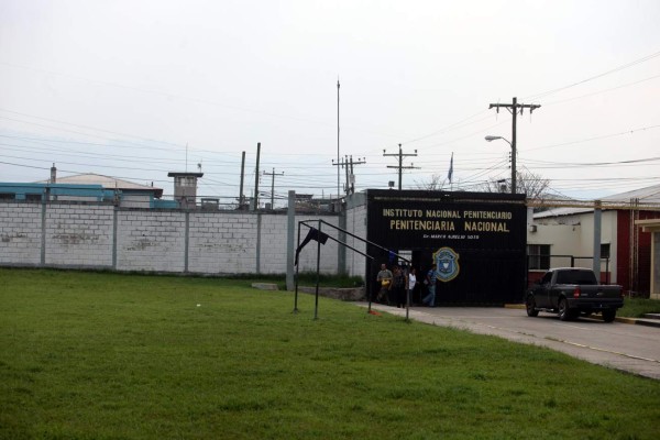 Reos podrán trabajar para la empresa privada, según ley