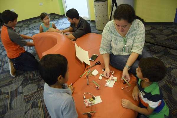 Promueven centro de inclusión digital en San Pedro Sula