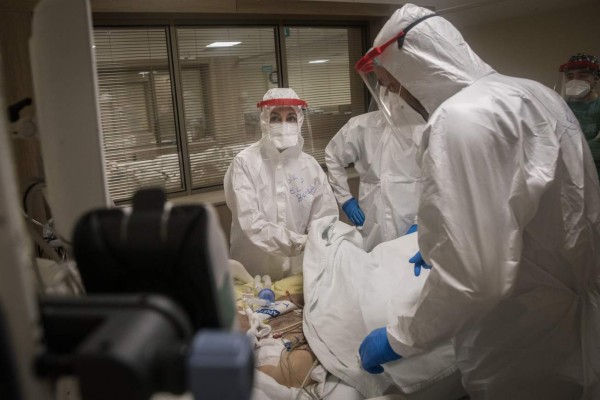 Coronavirus: Al menos 100,000 trabajadores sanitarios en el mundo se contagiaron  