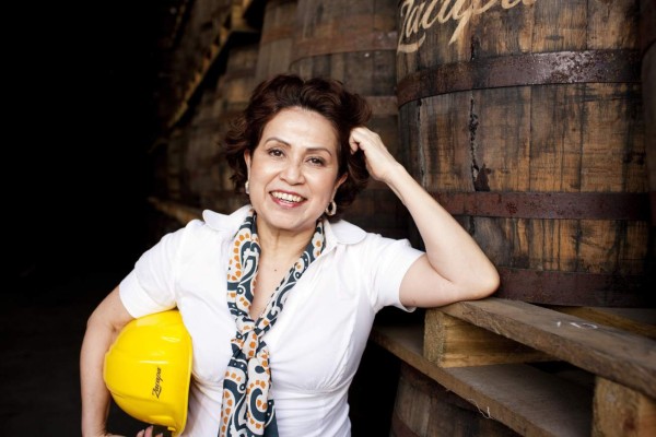 La genio dentro de la botella de ron Zacapa