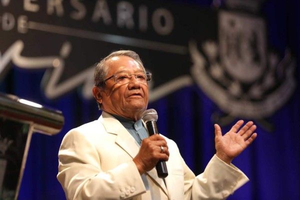 Las duras críticas han deprimido a Luis Miguel