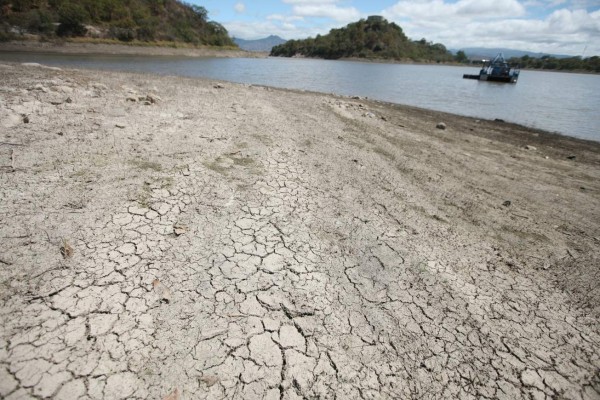 De capitalinos dependerá escasez de agua en verano