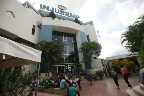 Piden a fiscalía seguir con investigaciones del Injupemp