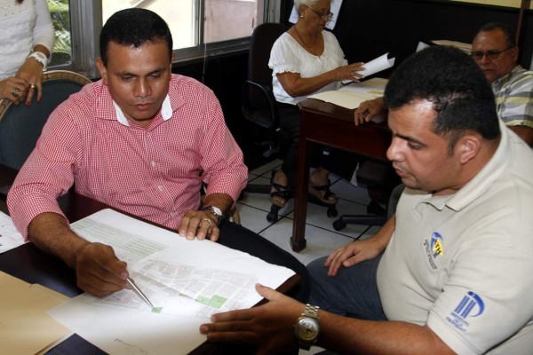 Feria del agricultor de la colonia Fesitranh se queda sin predio
