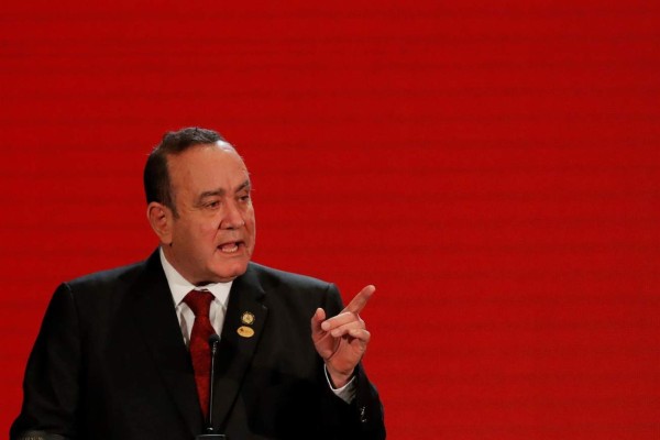 Campesinos guatemaltecos piden la renuncia del presidente Giammattei por corrupción