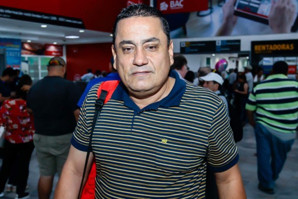 Entrenador colombiano John Jairo López llegó a Honduras para tomar las riendas del Platense