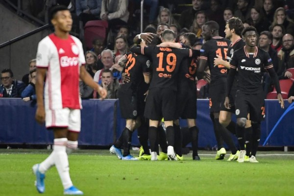 Video: Chelsea sorprende al bajarse al Ajax en la Champions League
