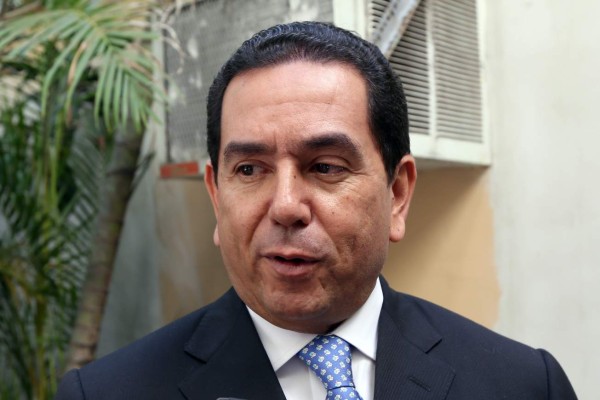 Congreso vuelve a postergar la elección de 7 magistrados