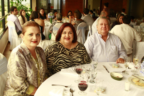 Guillermo Antonio Padilla es bautizado