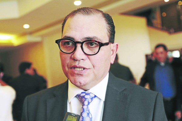 Honduras: Hasta el sector informal estará afiliado al Seguro Social