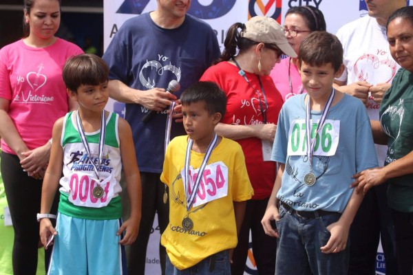 Color en el Music Run, en pro de la Victoriano López  