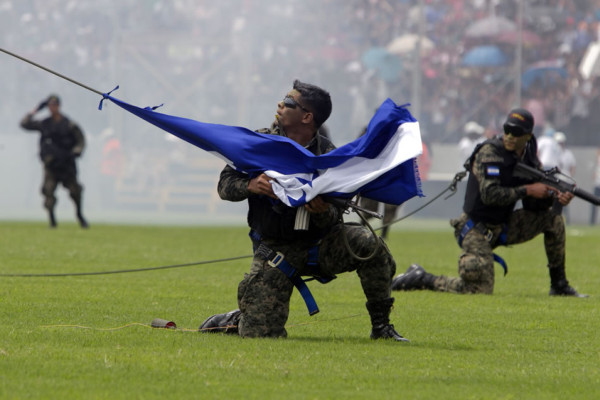 Honduras celebra con desfiles los 192 años de su independencia