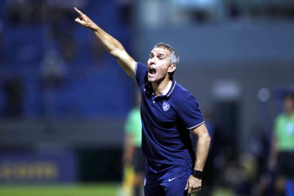 Técnico de Estados Unidos: 'Estoy contento con el empate'