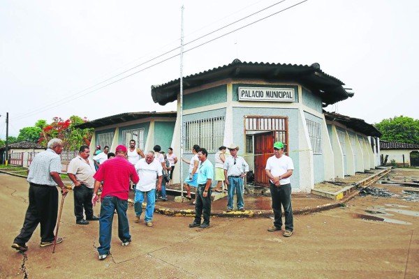 Pobladores de San Luis quieren elección con nuevos candidatos
