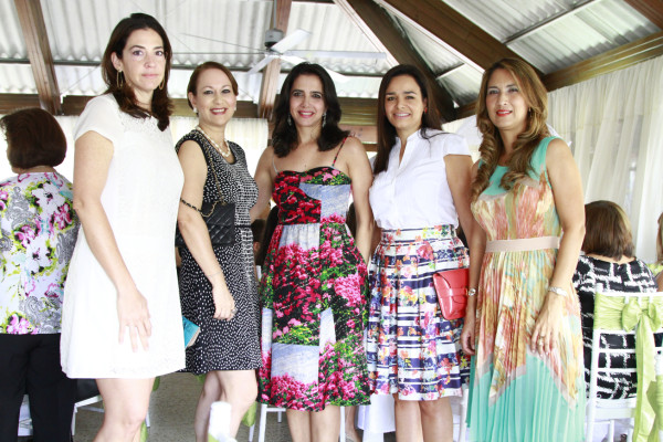 Fairuz Khoury de Larach cumple años