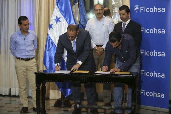 Alistan 400 millones de lempiras para las cosechas de agua