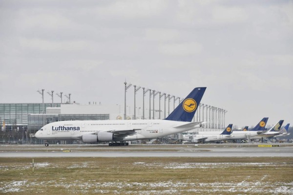 Lufthansa anula más de 800 vuelos por las huelgas en cuatro aeropuertos alemanes  