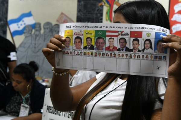 Elecciones Honduras: avanza conteo de votos