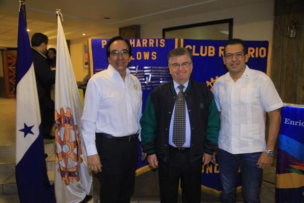 Club Rotario San Pedro Sula se reúne