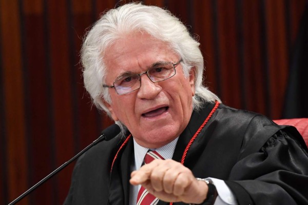 Temer rechaza responder el interrogatorio sobre corrupción