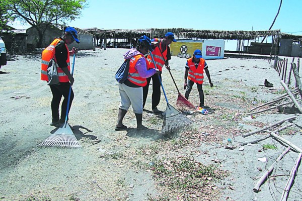 Empieza limpieza de playas de Cedeño en el sur de Honduras