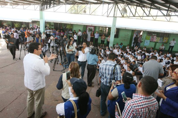 Gobierno hondureño duplica la guerra al zancudo transmisor del zika