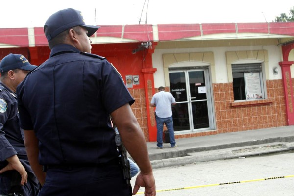 Médico había cerrado su clínica por extorsión