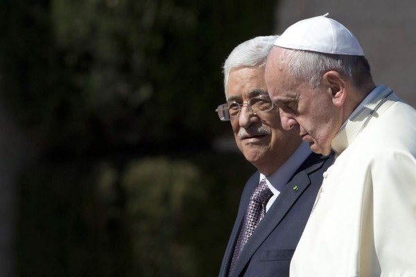 Abás pide implicación del Papa y denuncia la situación de Jerusalén