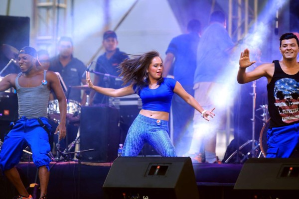 Sampedranos le dan la bienvenida a la Feria Juniana