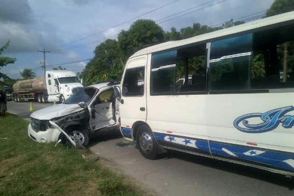 Fallece mujer en accidente vial en Puerto Cortés