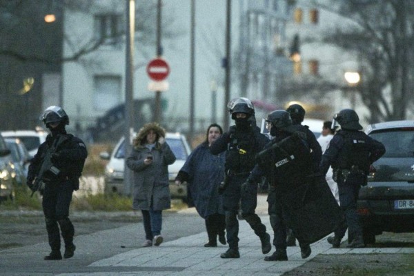 Continúa en Francia la cacería del atacante de Estrasburgo