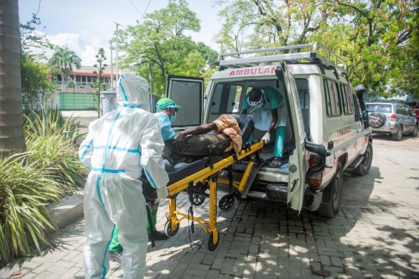 Latinoamérica supera 100,000 muertes por COVID-19