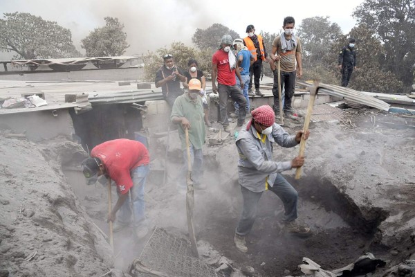 Guatemala: aumentan a 109 los muertos por erupción de volcán de Fuego