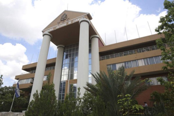 Lista nómina de 15 aspirantes a magistrados del TSC