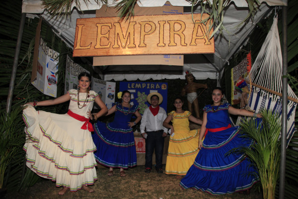 Fiesta de tradiciones hondureñas