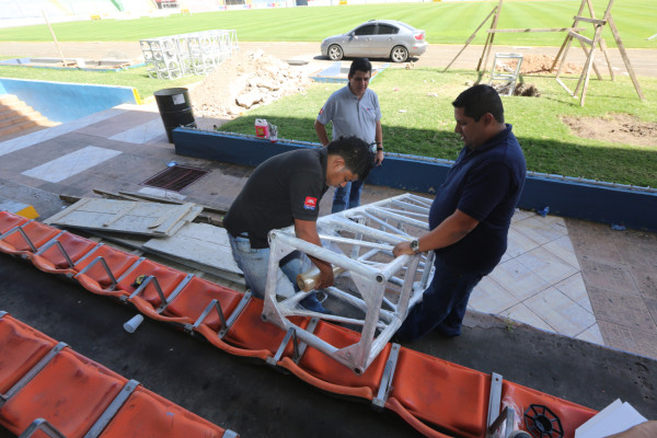 Inicia instalación de escenario para traspaso presidencial