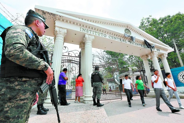 Pandilla 18 pide a estudiantes cambiarse de colegio, aseguran centralistas