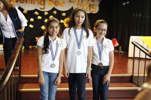 Brillaron en competencia de Spelling bee