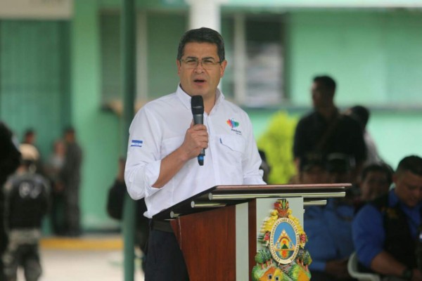 Presidente felicita a Fusina por gigantesca 'Operación Arpía'