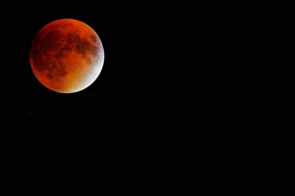 Video: El mundo admiró la 'superluna de sangre'