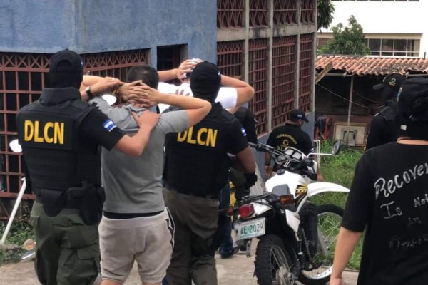 Detienen a dos hondureños por importar semillas de marihuana de España