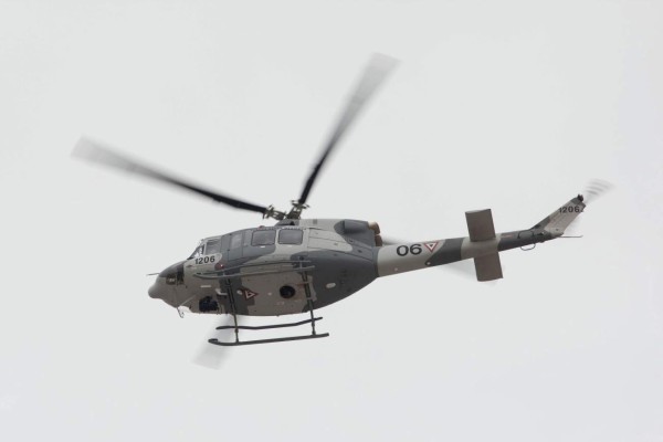 Dos heridos y un desaparecido al caer un helicóptero mexicano al mar