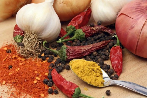 El adulto mayor sufre de gastritis