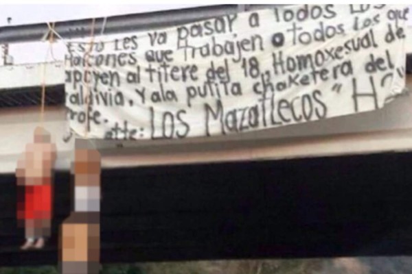 Escalofriante venganza narco: cuelgan a tres hombres en puente de México